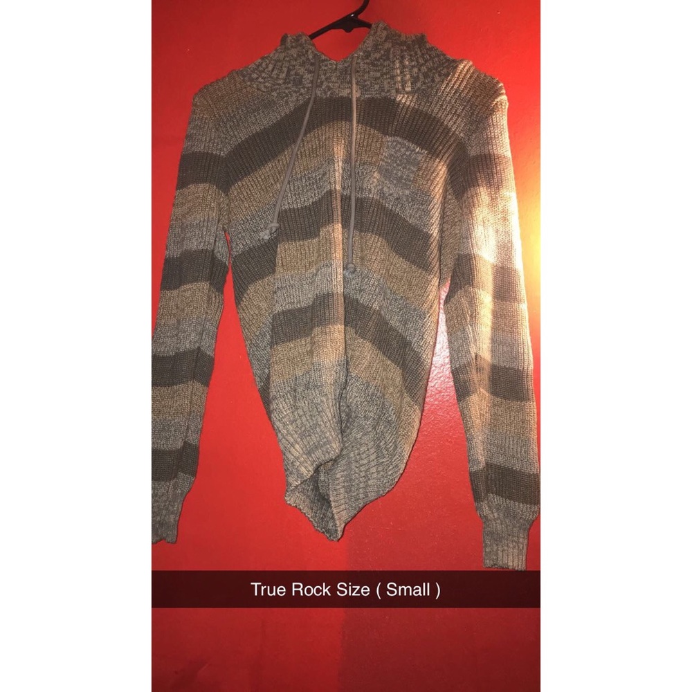 True rock sweater